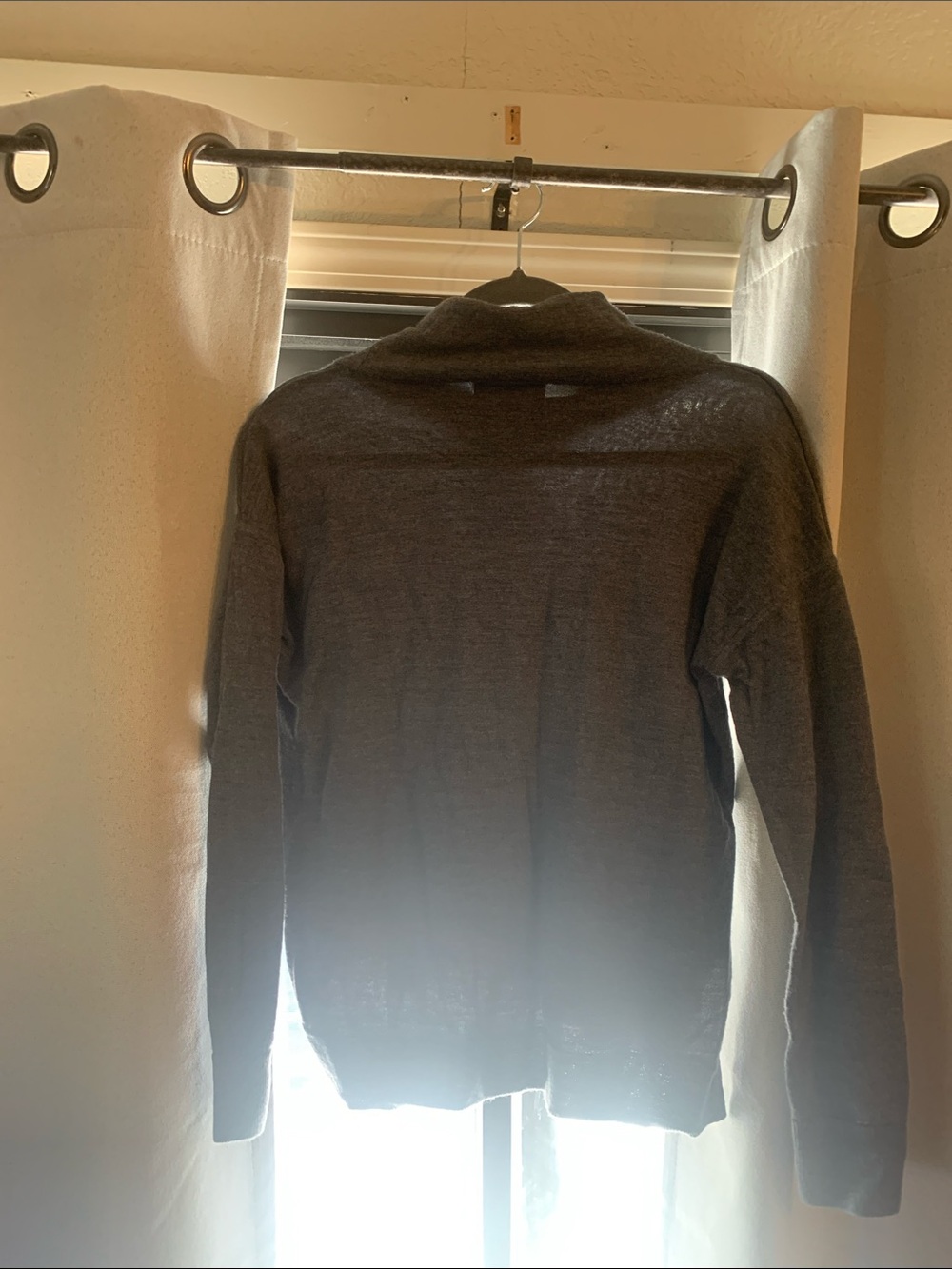 Banana Republic Charcoal 100% merino wool Sweater - Picture 5 of 8